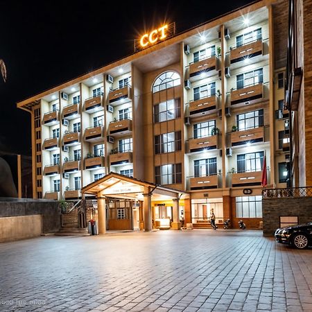 Cct Luxury Hotel ニャチャン エクステリア 写真