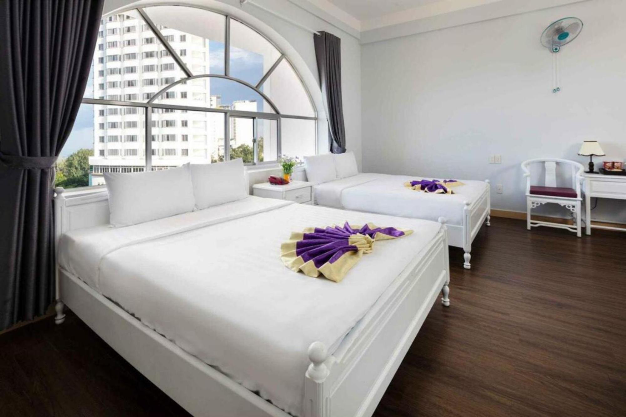 Cct Luxury Hotel ニャチャン エクステリア 写真