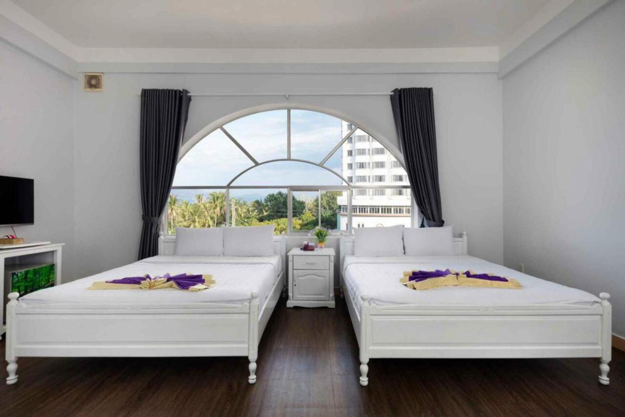 Cct Luxury Hotel ニャチャン エクステリア 写真
